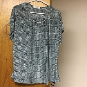 Jon & Anna Blouse • 2X 🌸💕